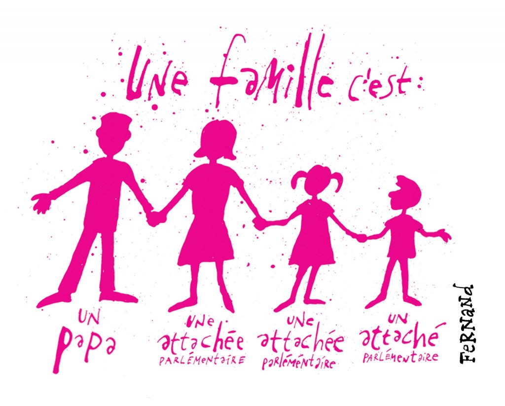 A "melegházasság" ellen szerveződött Manif pour tous utódszervezete ma Fillon egyik legerősebb támasza. A mozgalom  plakátjait imitáló karikatúra szövege: Egy család: egy apuka, és 3 parlamenti aszisztens. Rajz: Fernand, Facebook karikatúra